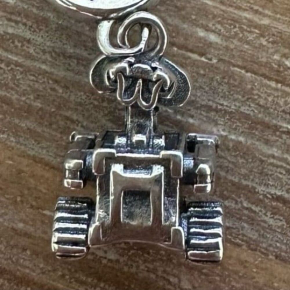 2 NWOT Wall-E & Eva Pixar x Pandora FIT Silver Charms - Picture 8 of 12